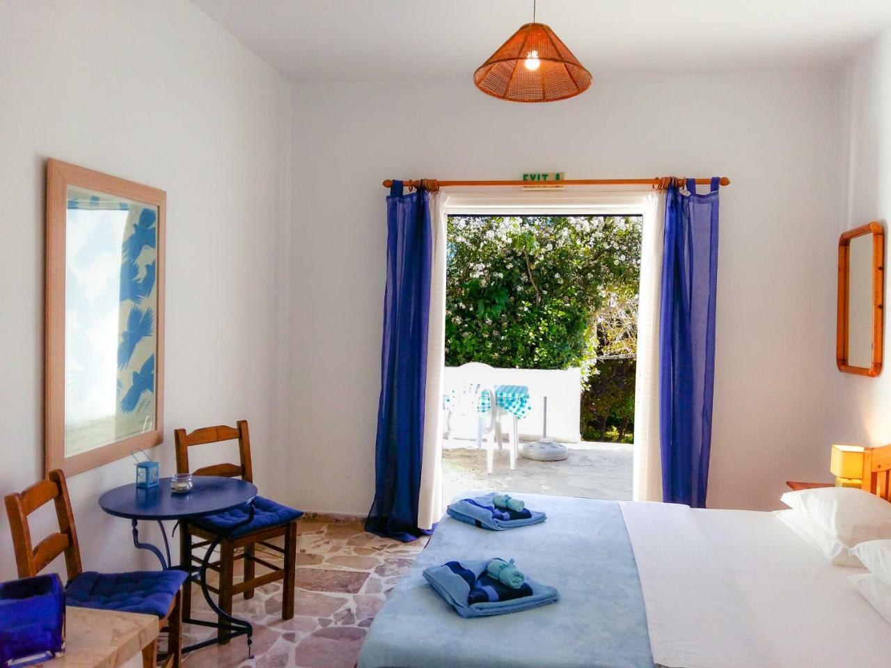 Bungalows Ingrid Tolo Luaran gambar