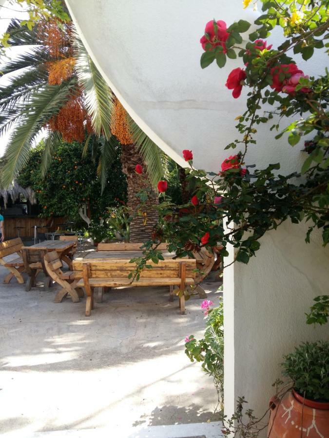 Bungalows Ingrid Tolo Luaran gambar